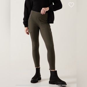 Highlands hybrid cargo tight